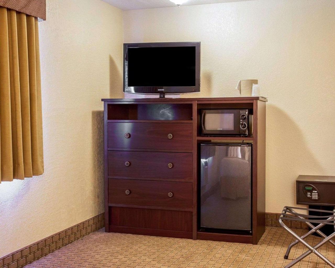 Quality Inn And Suites Toppenish מראה חיצוני תמונה